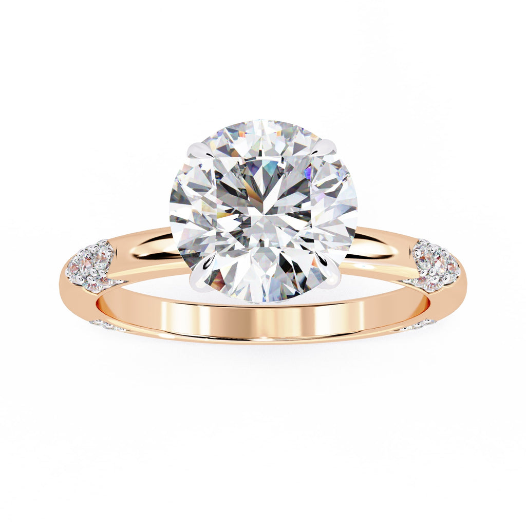 Exquisite VVS1 Diamond Central Stone Ring with Brilliant Side Accents