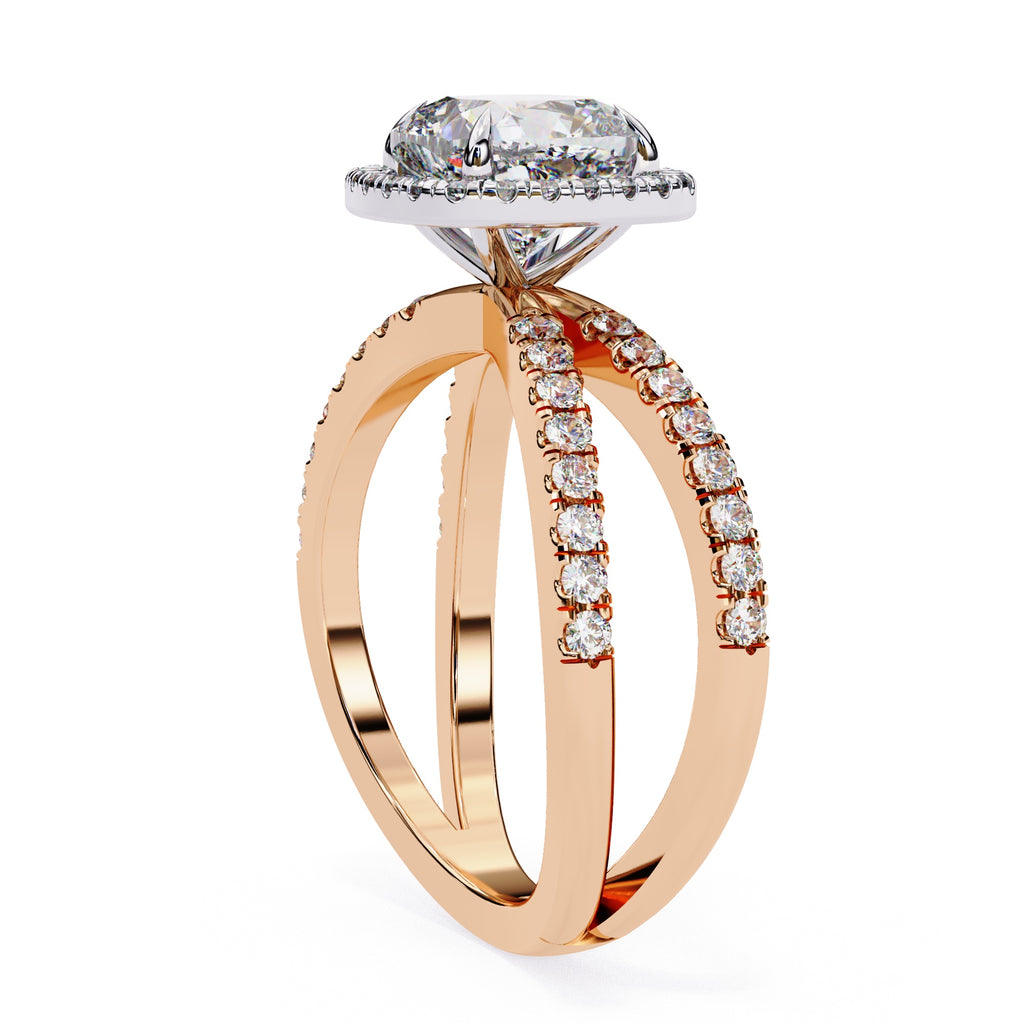 Elegant Diamond Central Stone Ring with Brilliant Side Accents