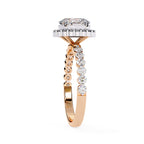 Elegant Central Stone Diamond Ring with Brilliant Side Accents