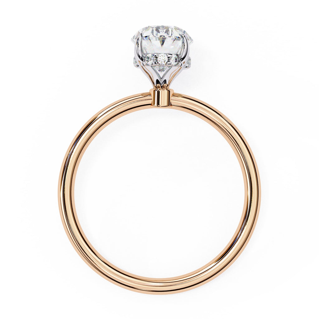 Elegant Central Stone Diamond Ring with Sparkling Side Accents