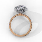 Elegant Diamond Central Stone Brilliance Ring
