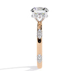 Exquisite VVS1 Diamond Central Stone Ring with Brilliant Side Accents