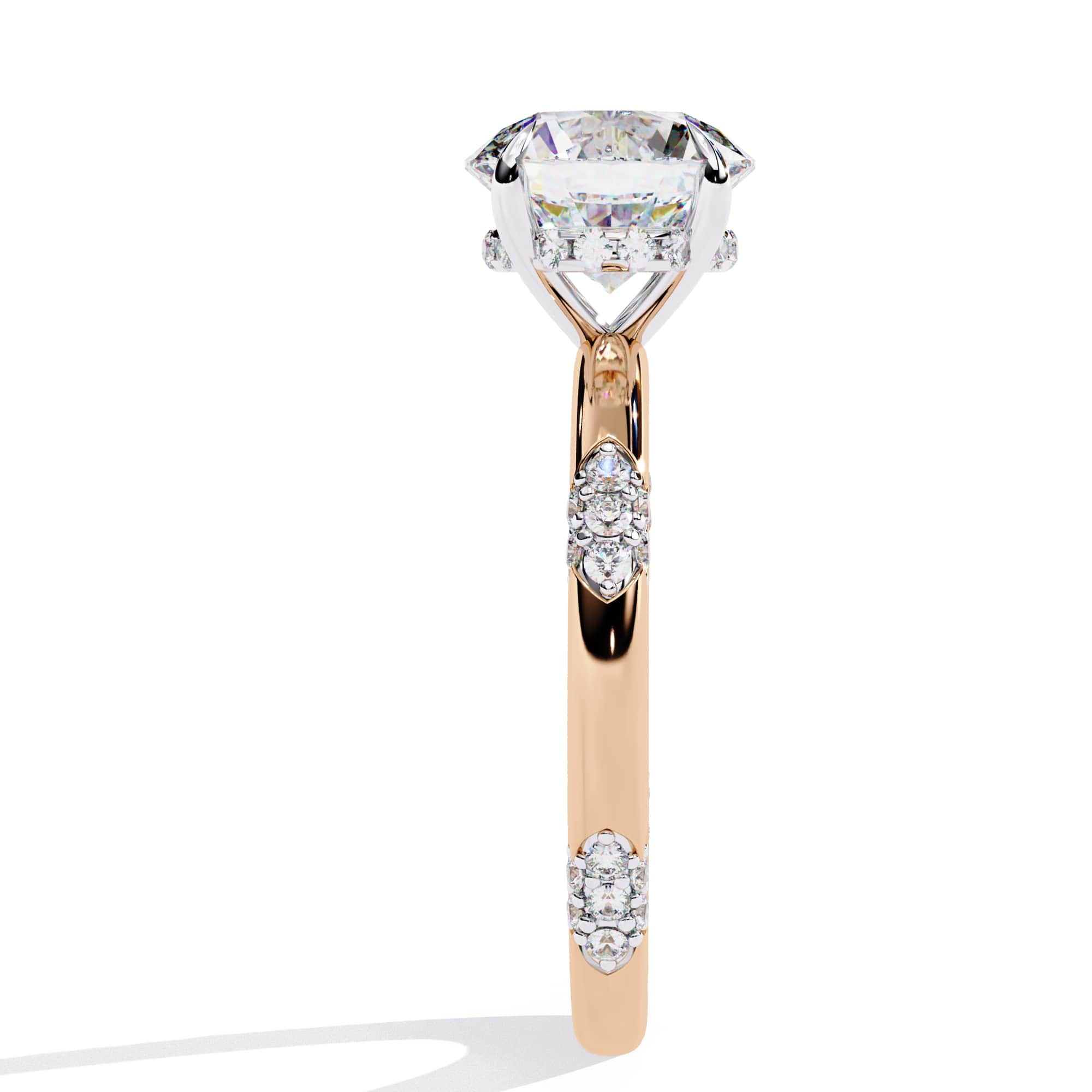 Exquisite VVS1 Diamond Central Stone Ring with Brilliant Side Accents