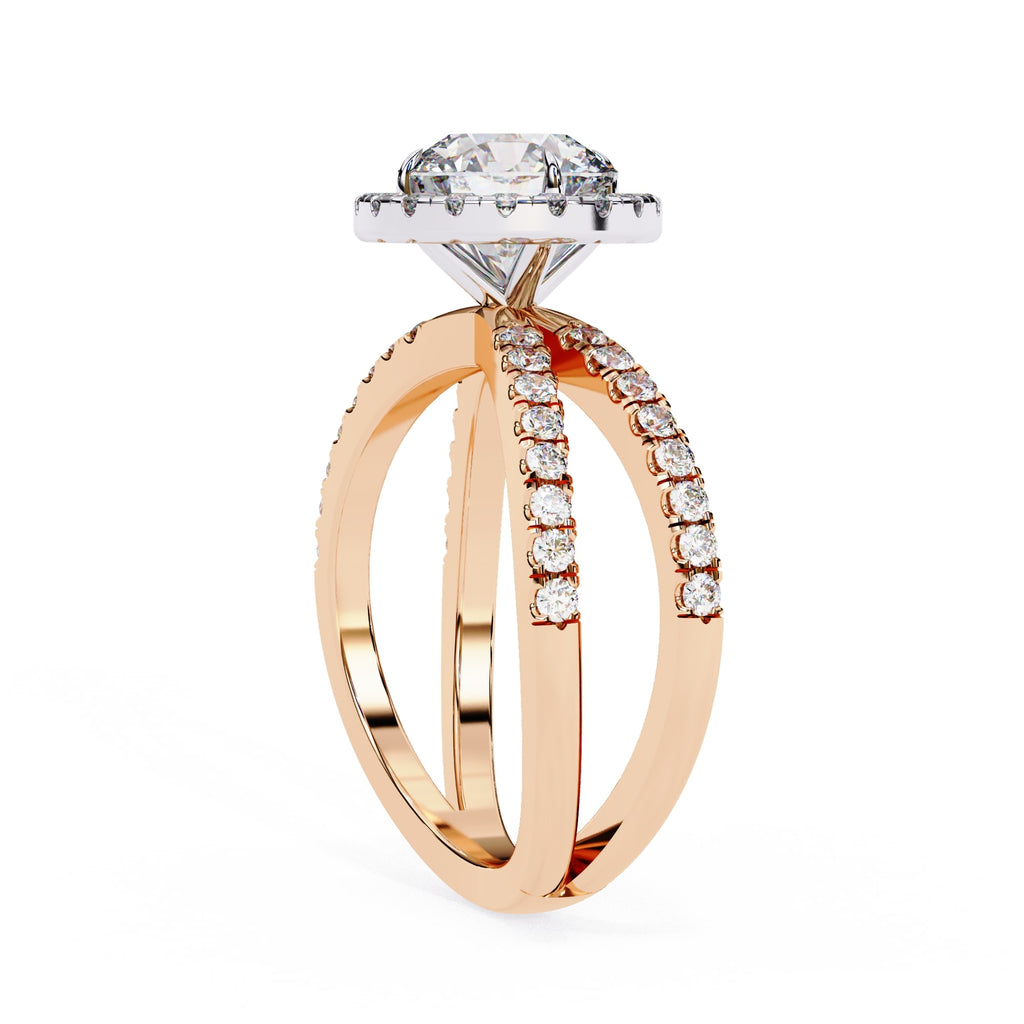 Elegant Central Stone Diamond Ring with Radiant Side Accents