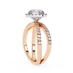 Elegant Central Stone Diamond Ring with Radiant Side Accents