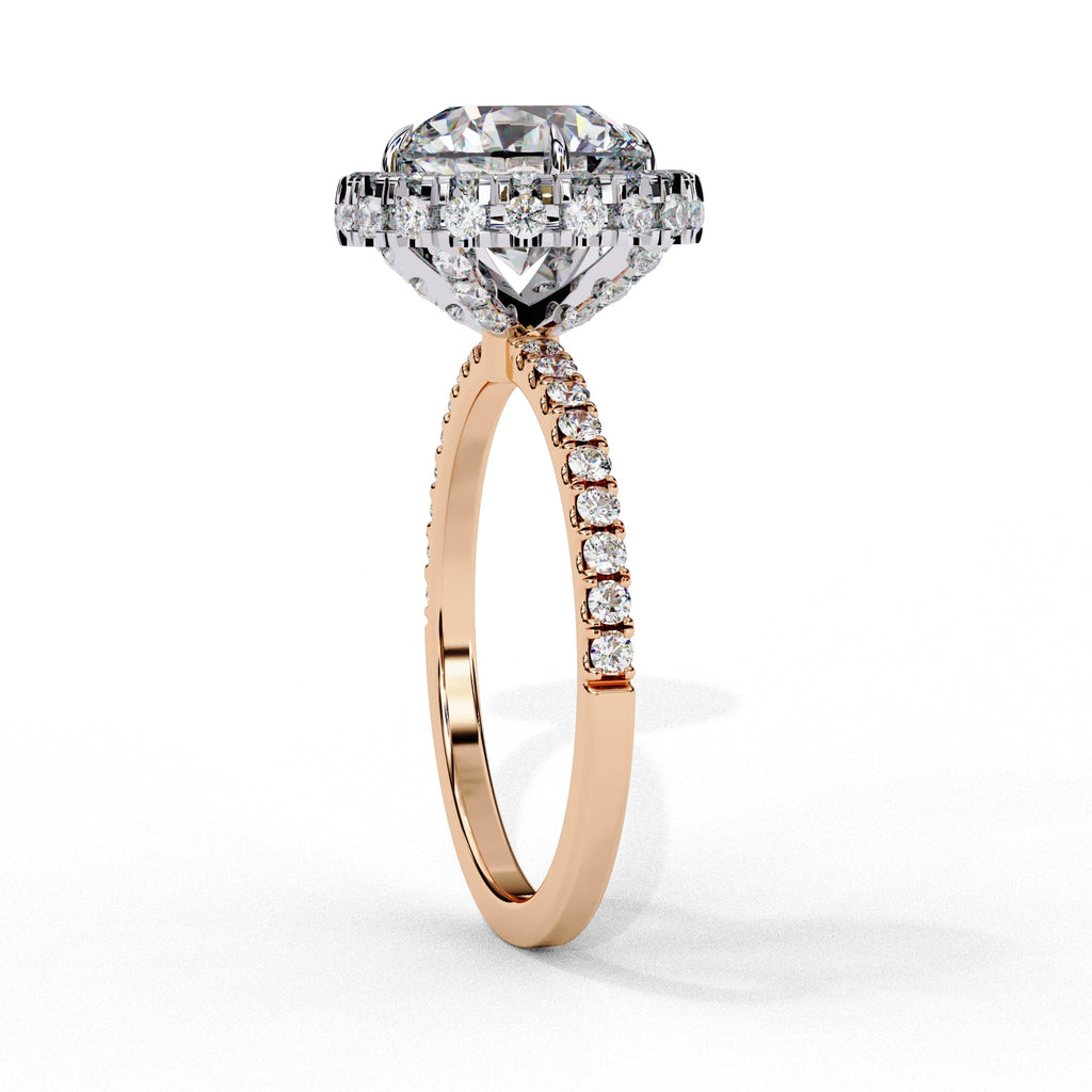 Elegant Diamond Central Stone Brilliance Ring