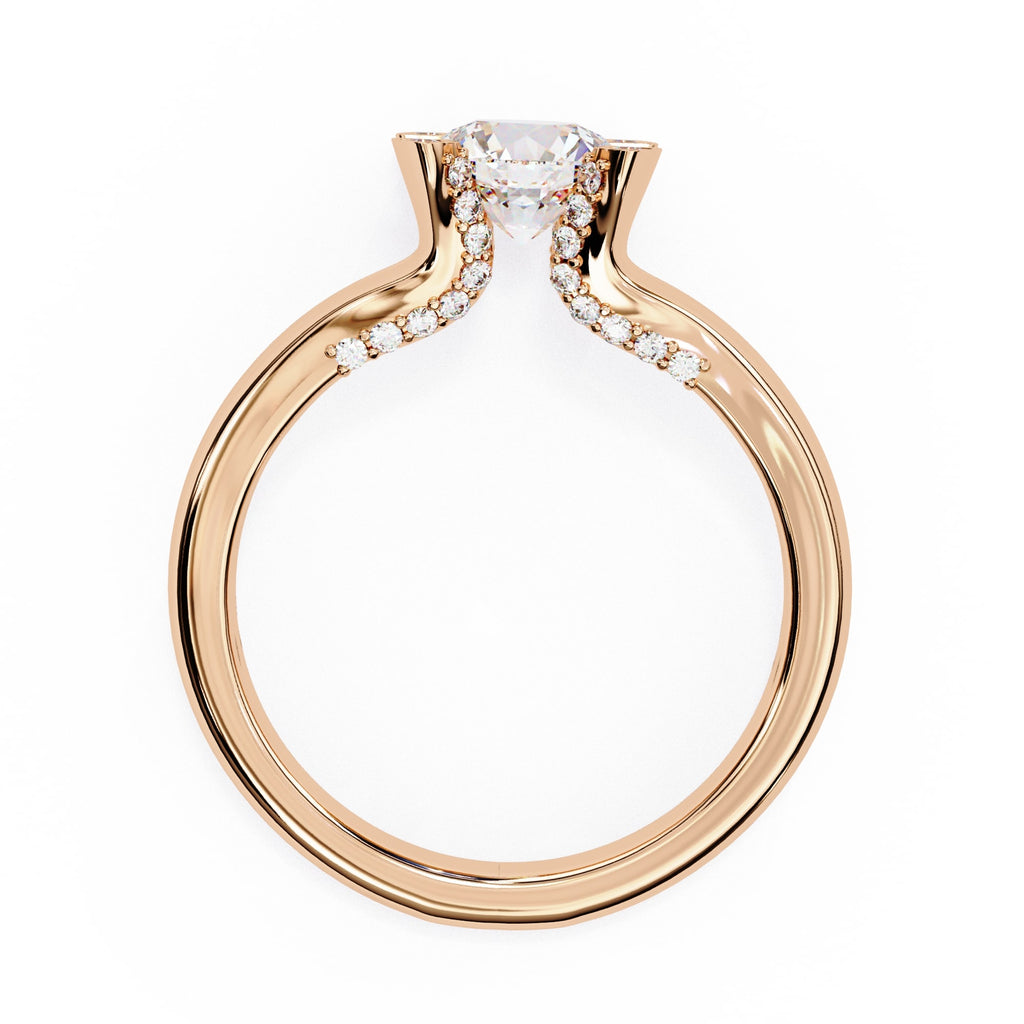 Elegant Diamond Central Stone Ring with Brilliant Side Accents
