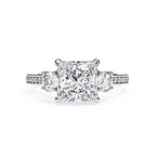 Elegant Diamond Central Stone Ring with Shimmering Side Accents