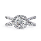 Elegant Diamond Central Stone Ring with Brilliant Side Accents