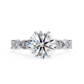 Elegant Central Stone Diamond Ring with Radiant Side Accents