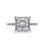 Elegant Central Stone Brilliance Diamond Ring