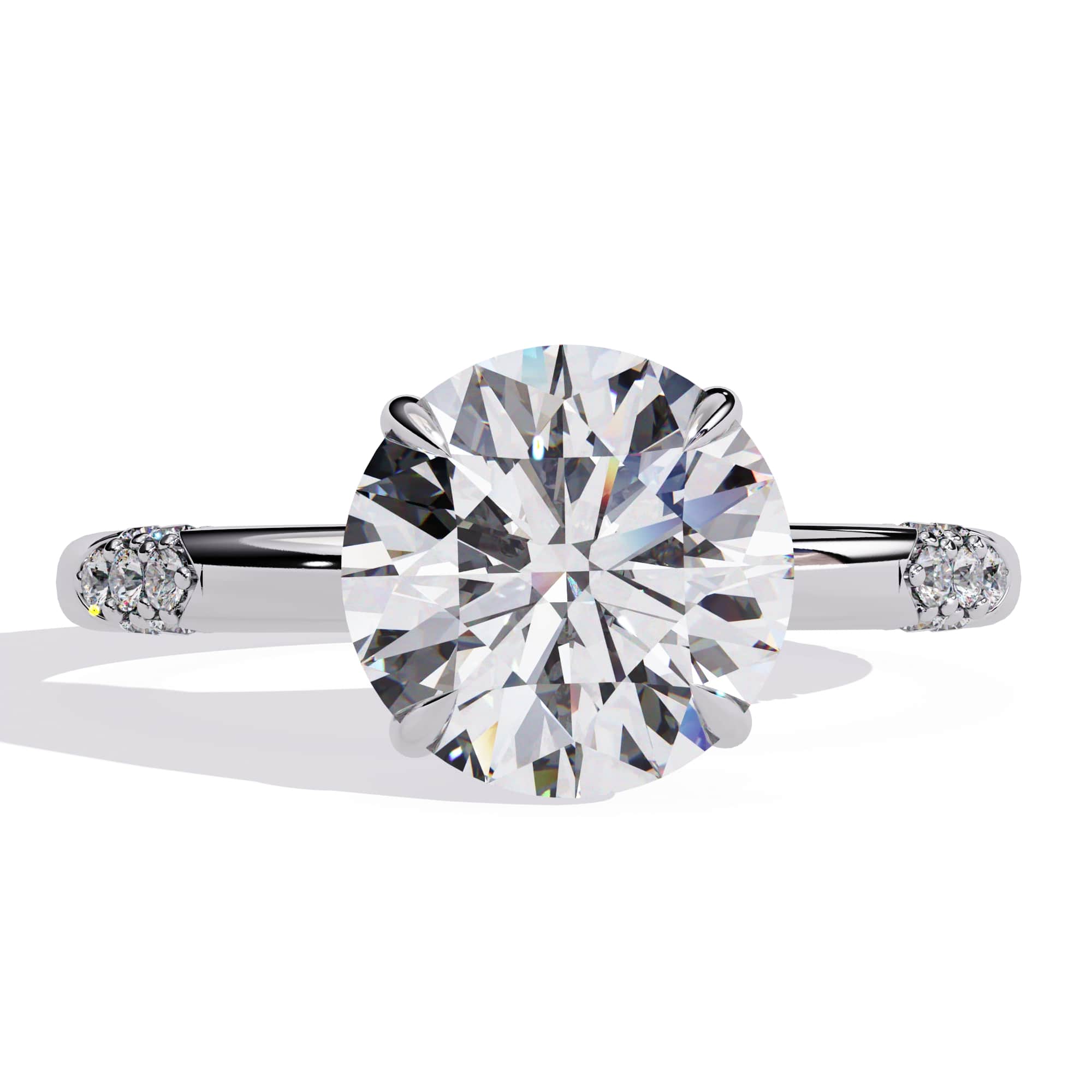 Exquisite VVS1 Diamond Central Stone Ring with Brilliant Side Accents