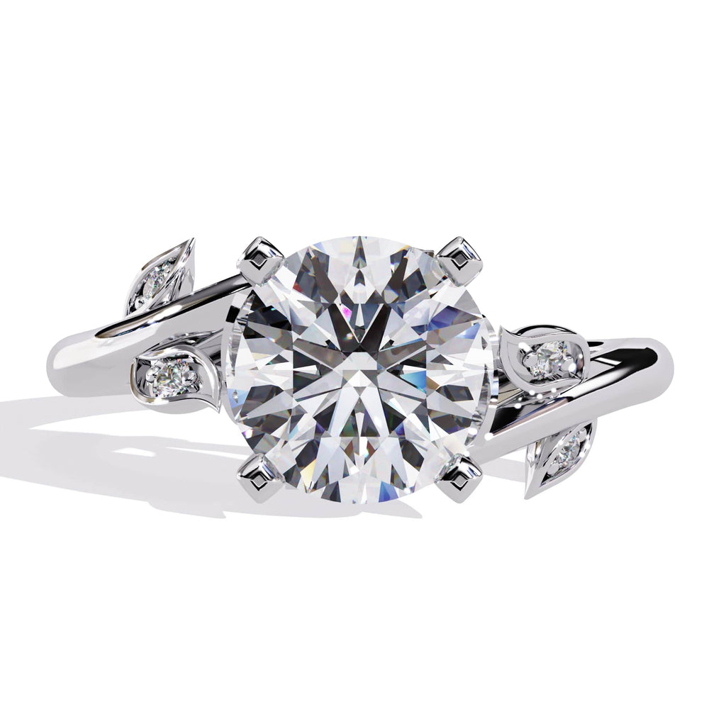 Exquisite Central Stone Diamond Ring with Shimmering Side Accents