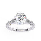Elegant Central Stone Diamond Ring with Radiant Side Accents
