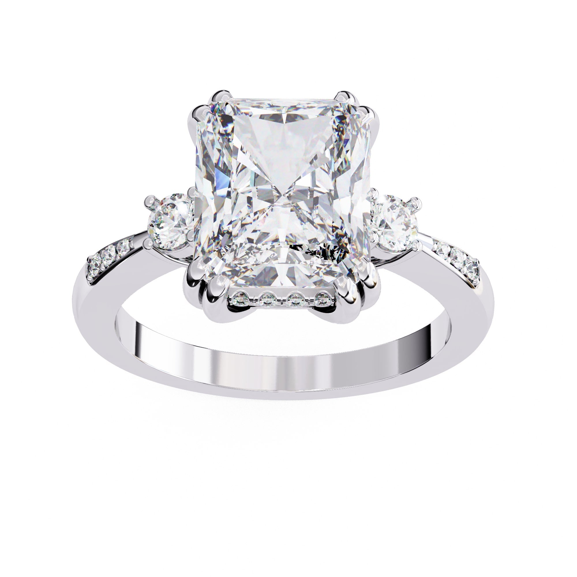 Elegant Central Stone Diamond Ring with Radiant Side Accents