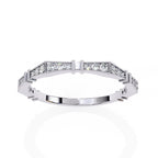 Elegant Diamond Side Stone Brilliance Ring