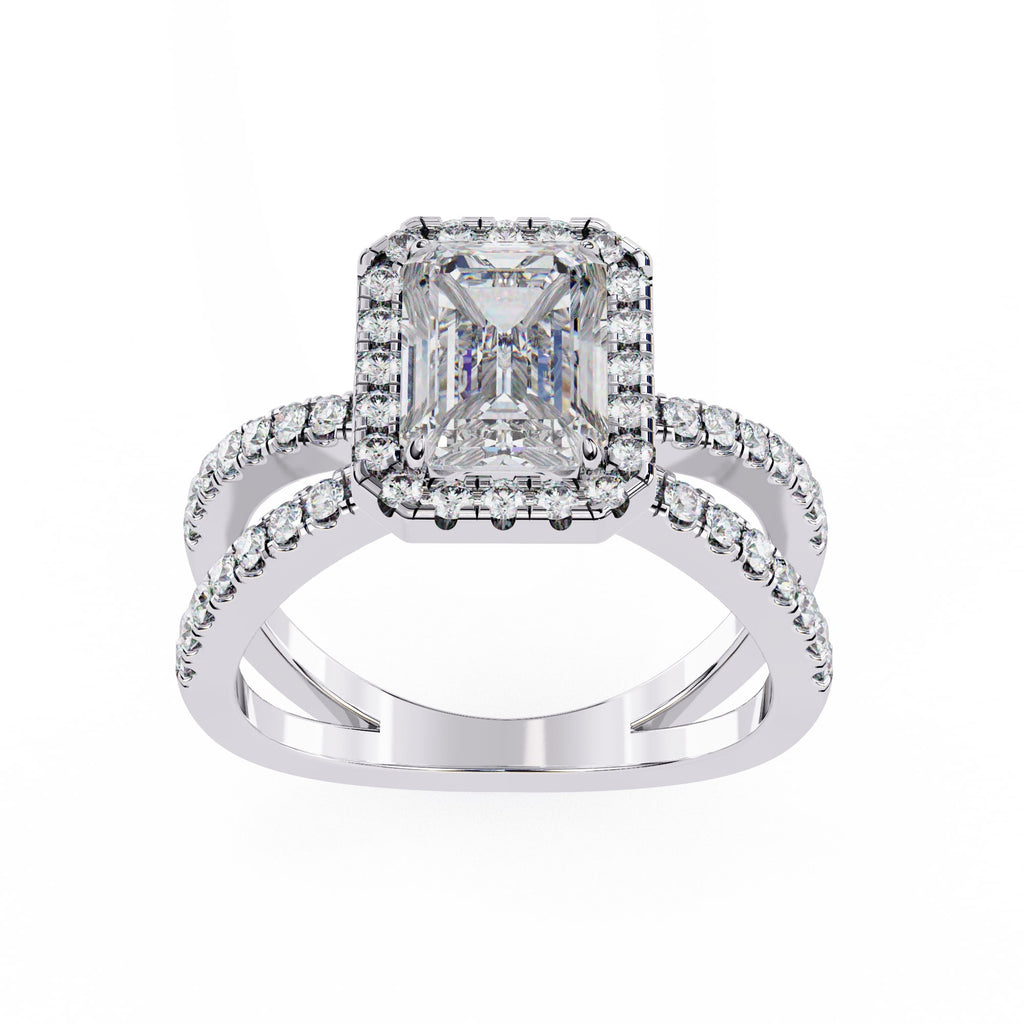 Elegant Diamond Central Stone Ring with Side Accents