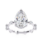 Elegant Central Stone Diamond Ring with Radiant Side Accents