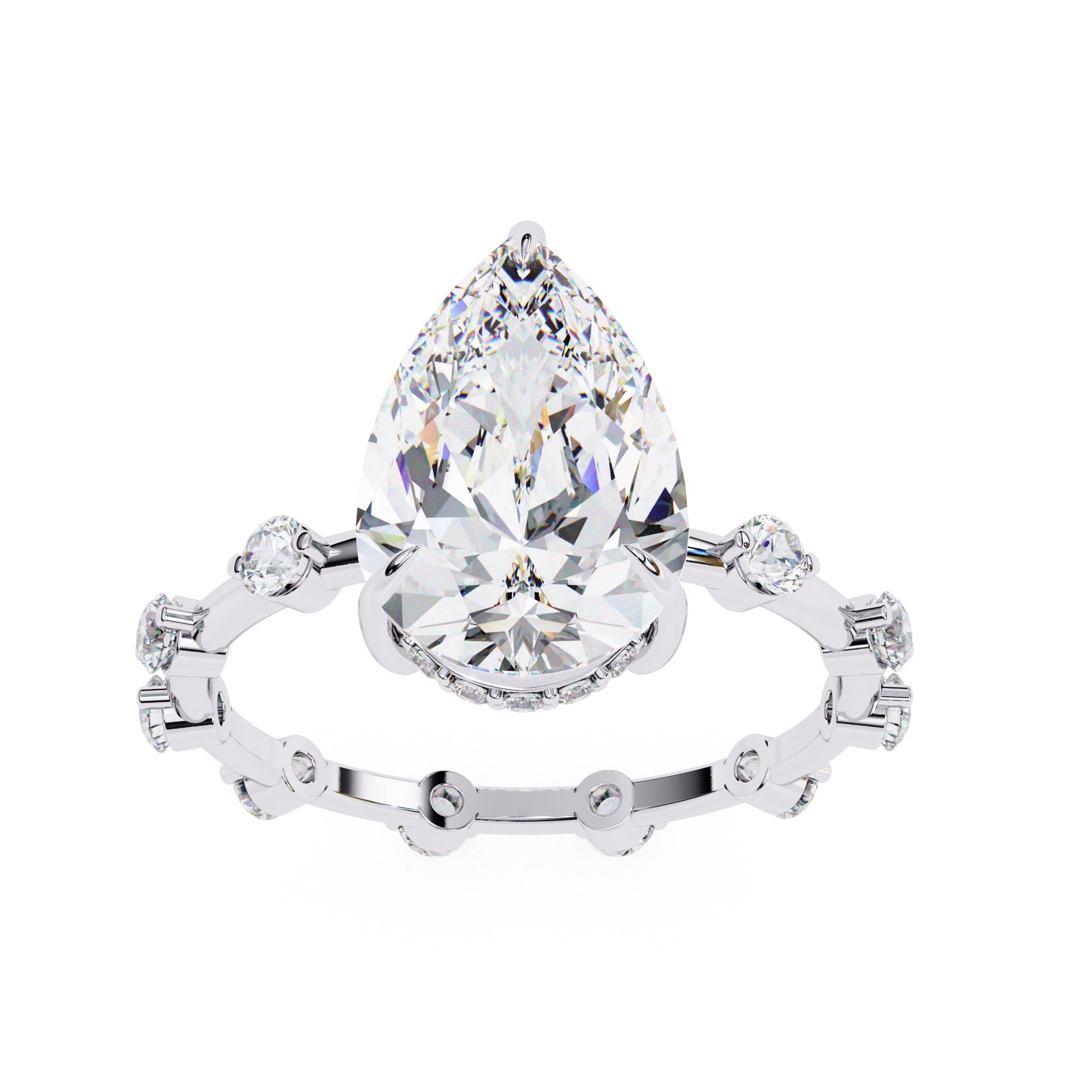 Elegant Central Stone Diamond Ring with Radiant Side Accents