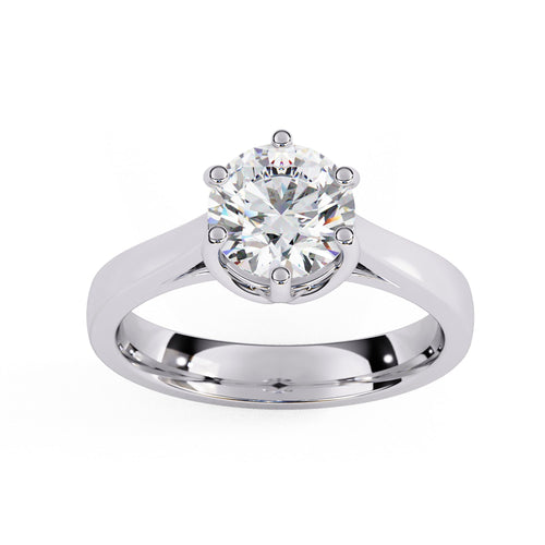 Elegant Central Stone Diamond Ring with Radiant Side Accents