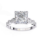 Elegant Central Stone Diamond Ring with Radiant Side Accents