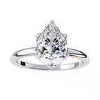 Elegant Central Stone Diamond Ring with Side Brilliance