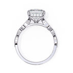 Elegant Central Stone Diamond Ring with Radiant Side Accents