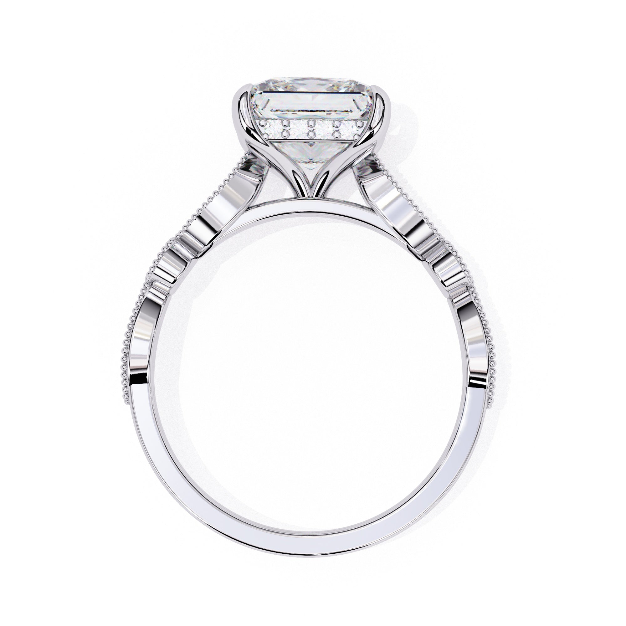 Elegant Central Stone Diamond Ring with Radiant Side Accents