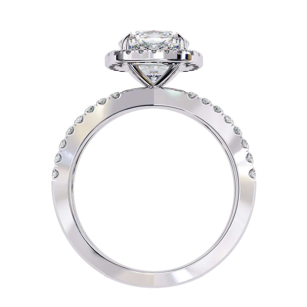 Elegant Diamond Central Stone Ring with Brilliant Side Accents