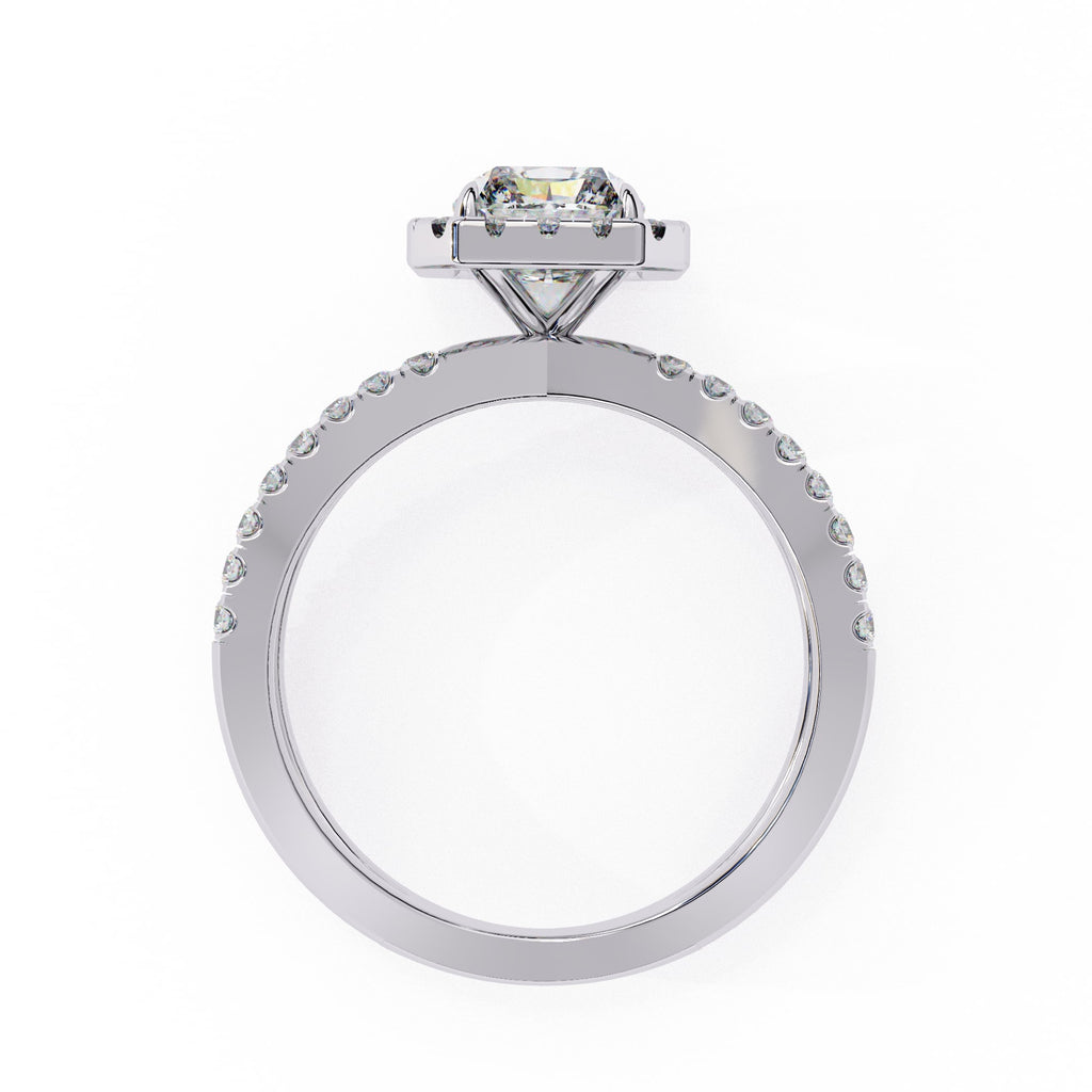 Elegant Central Stone Diamond Ring with Radiant Side Accents