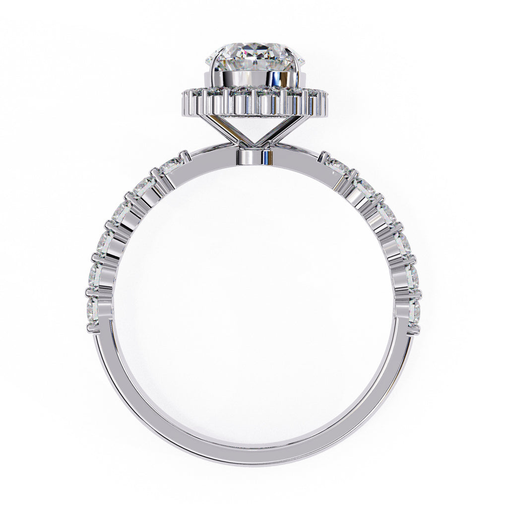 Elegant Central Stone Diamond Ring with Brilliant Side Accents