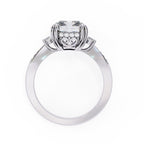 Elegant Central Stone Diamond Ring with Radiant Side Accents