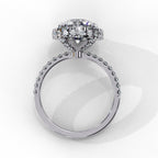 Elegant Diamond Central Stone Brilliance Ring