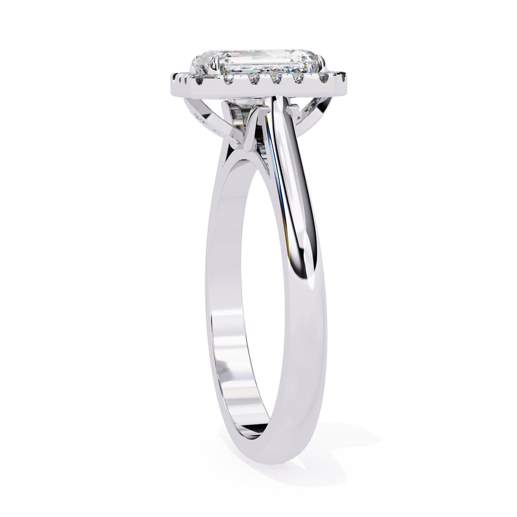 Elegant Central Stone Diamond Ring with Side Accents
