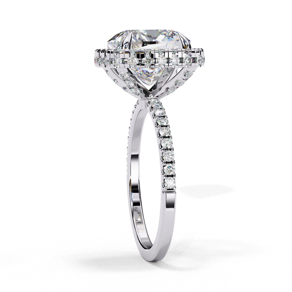 Elegant Diamond Side Stone Brilliance Ring
