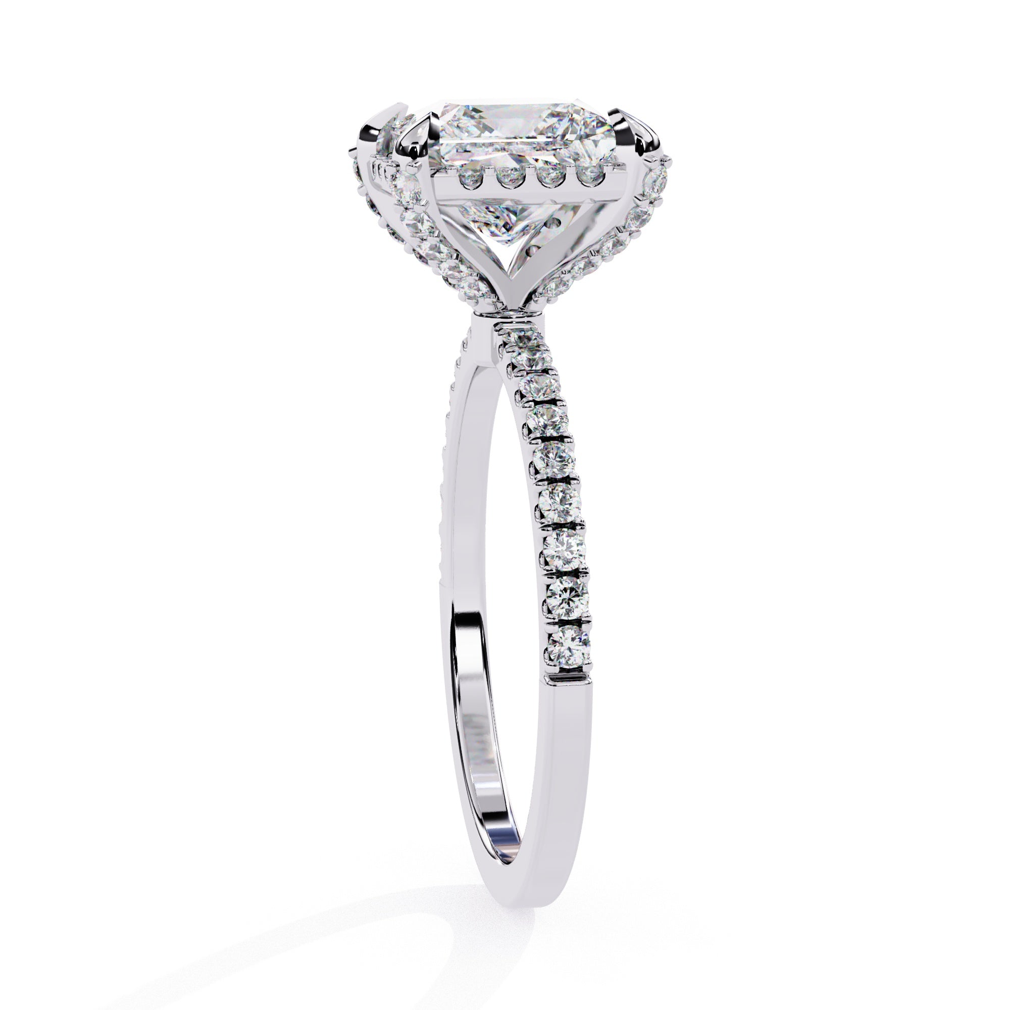Elegant Central Stone Brilliance Diamond Ring