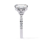 Elegant Central Stone Brilliance Diamond Ring