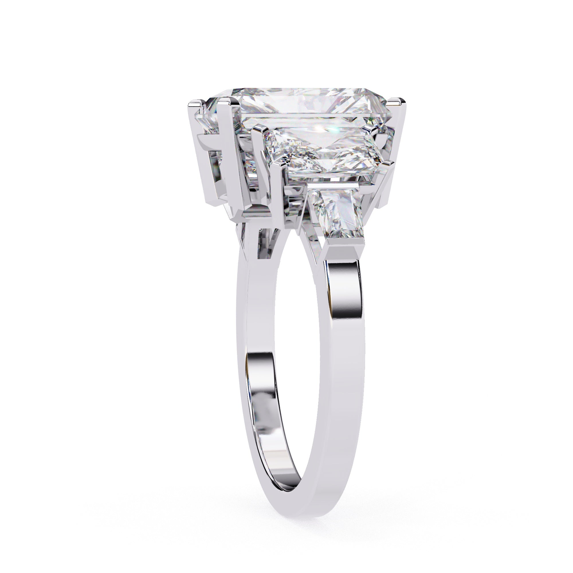 Elegant Central Stone Diamond Ring with Radiant Side Accents