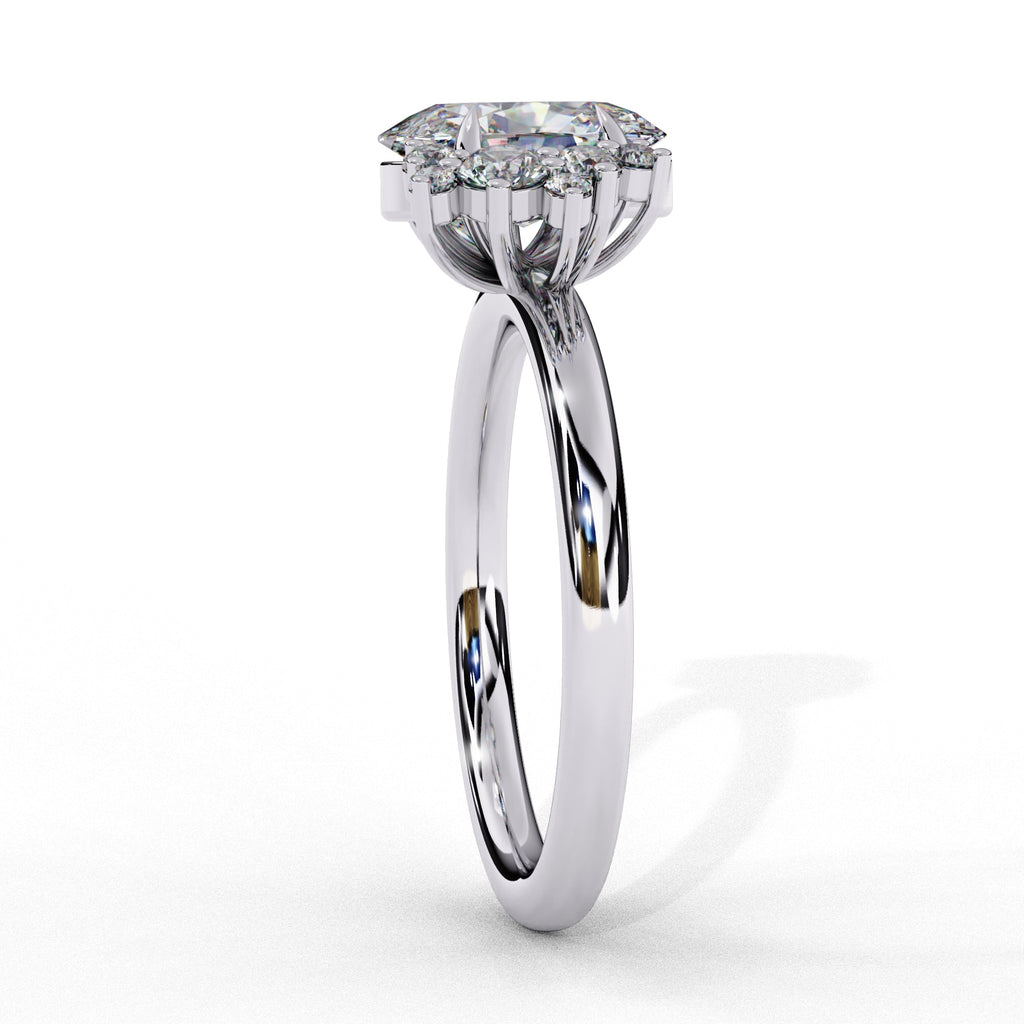 Elegant Central Stone Diamond Ring with Side Accents