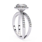 Elegant Diamond Central Stone Ring with Brilliant Side Accents