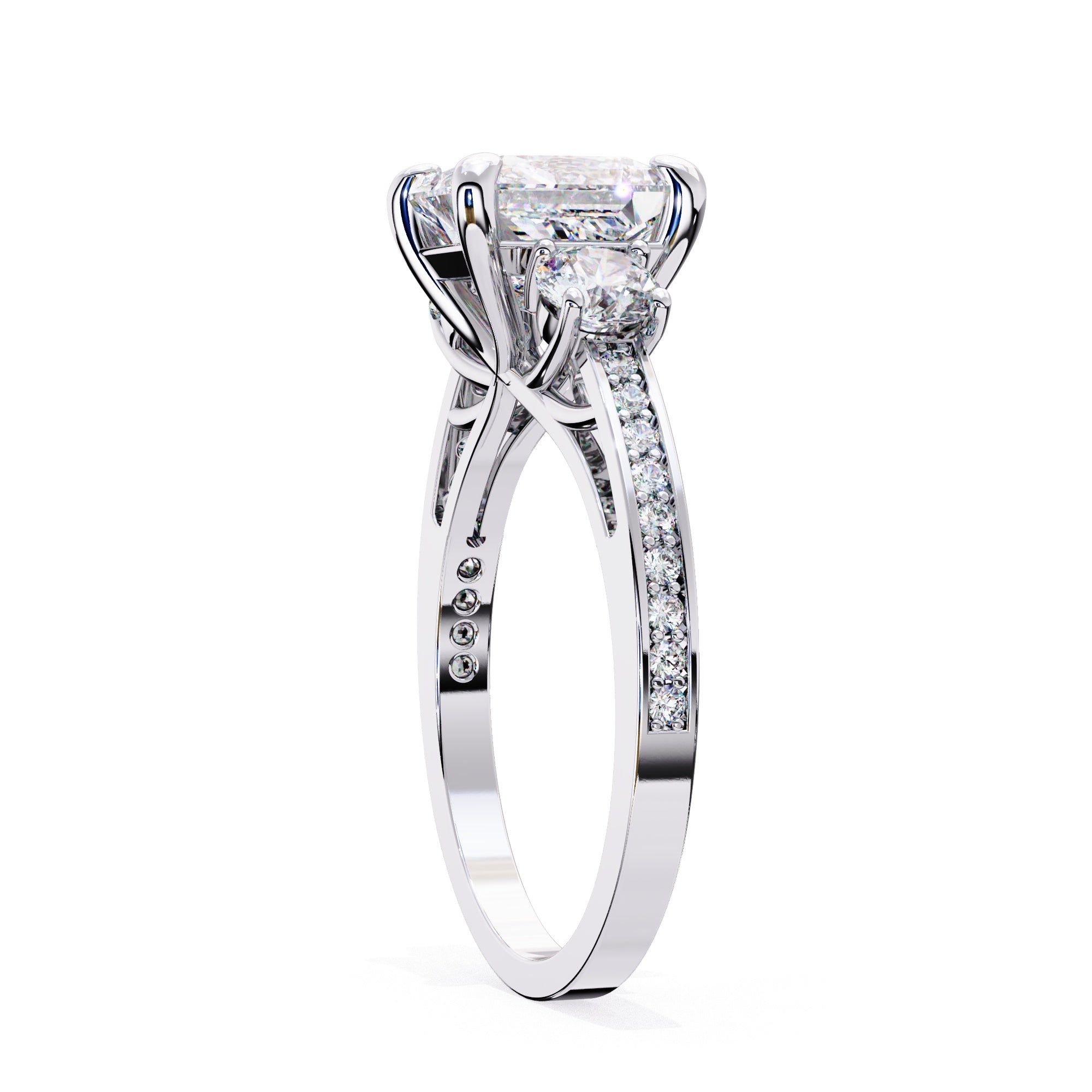 Elegant Diamond Central Stone Ring with Shimmering Side Accents