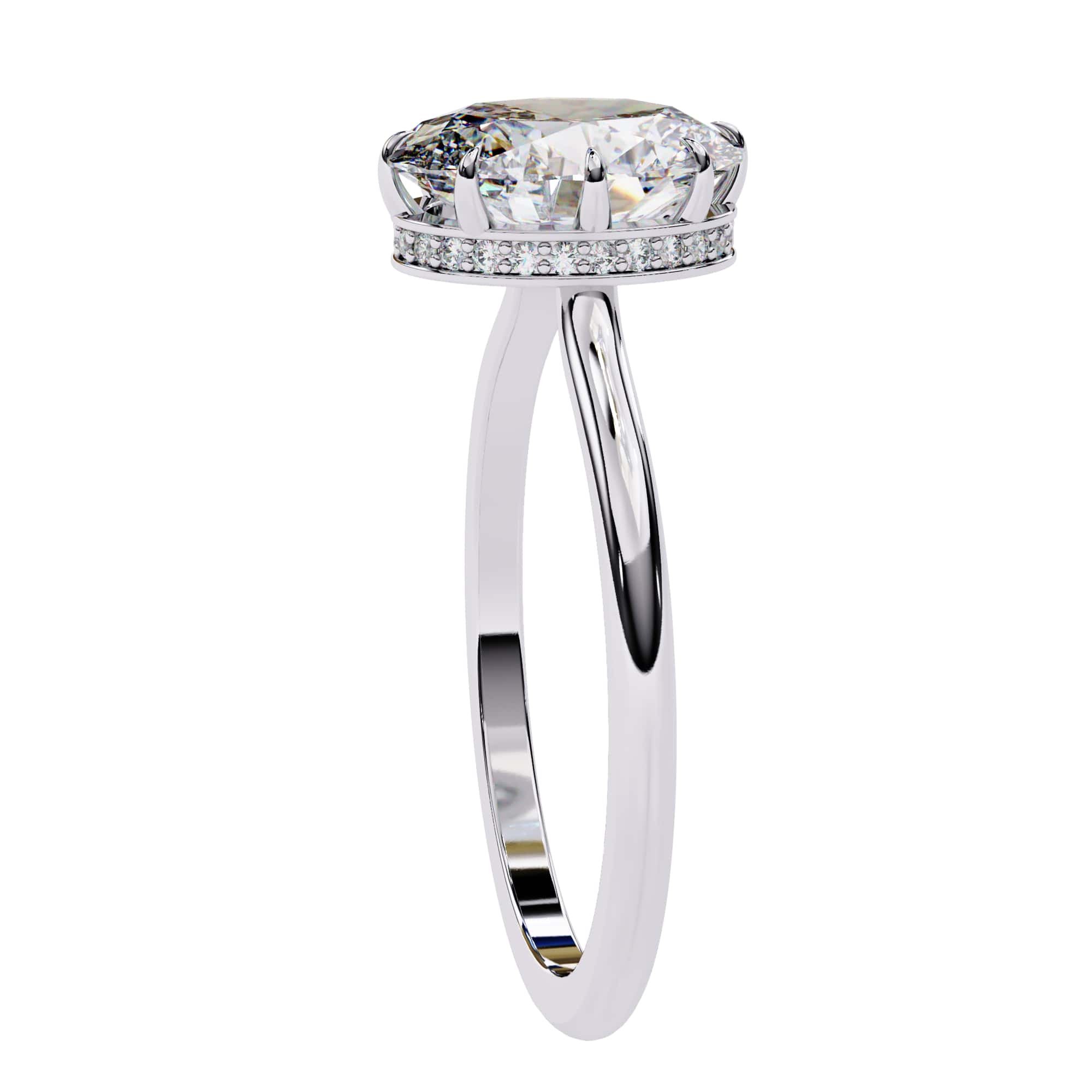 Elegant Diamond Side Stone Brilliance Ring