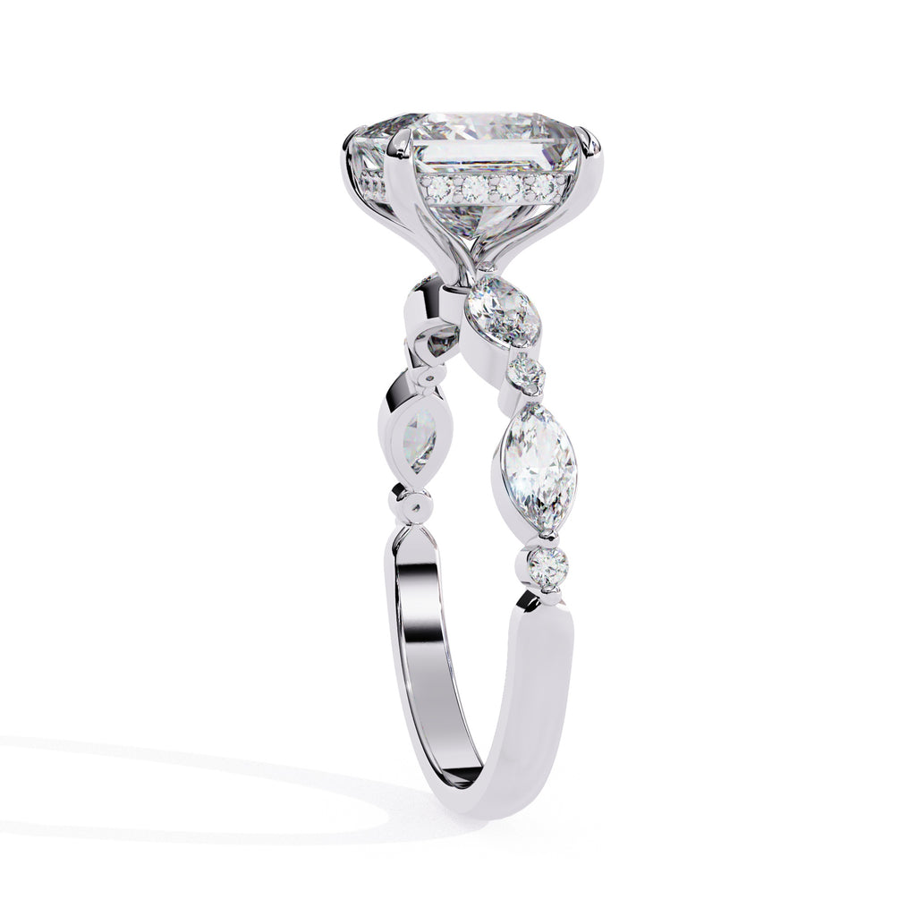 Elegant Central Stone Diamond Ring with Radiant Side Accents