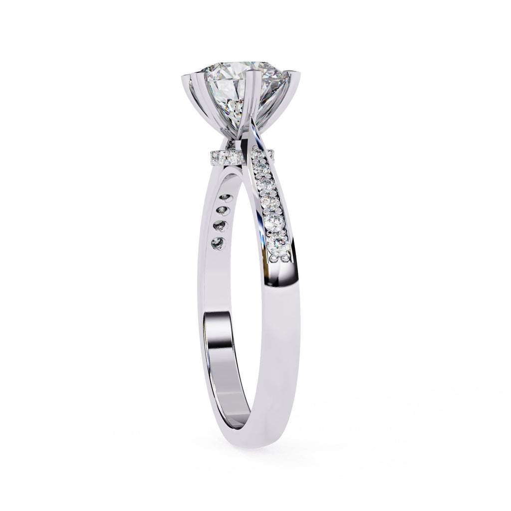 Elegant Central Stone Diamond Ring with Radiant Side Accents