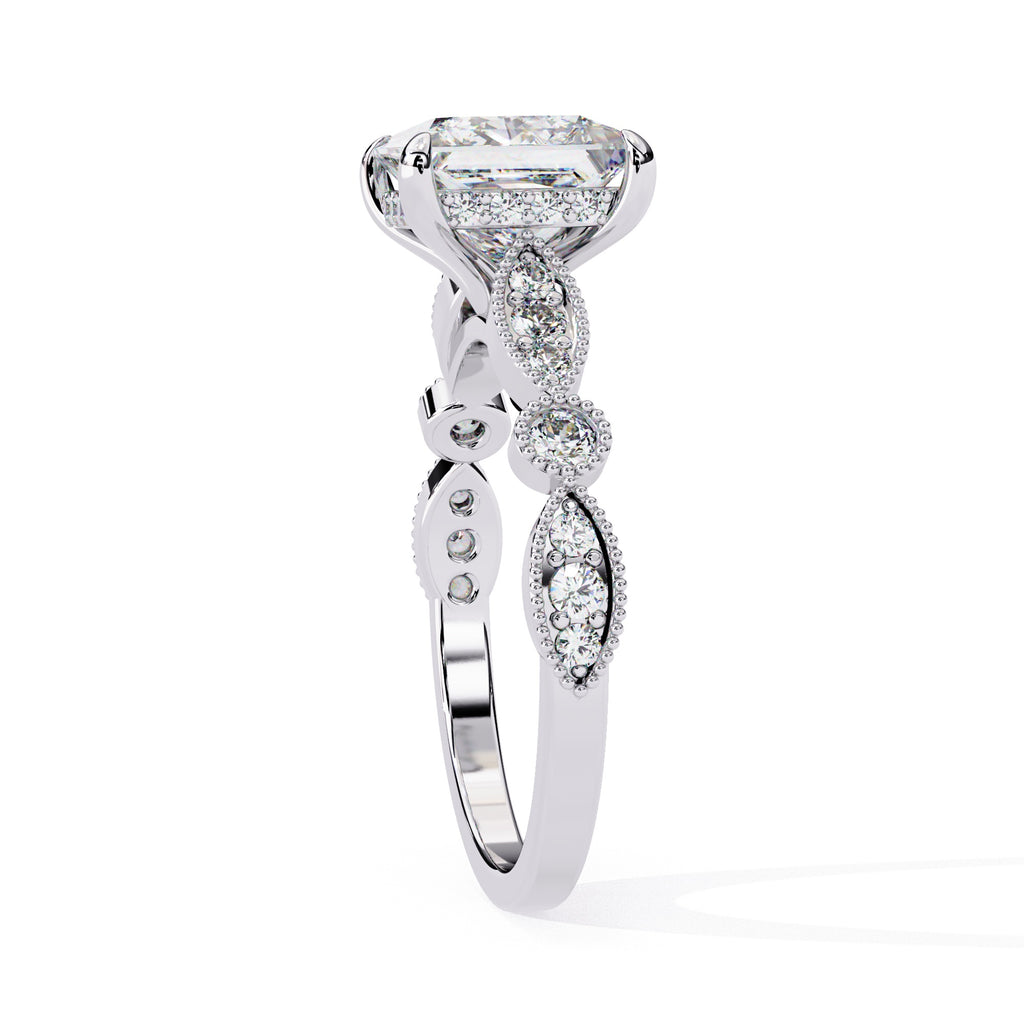 Elegant Central Stone Diamond Ring with Radiant Side Accents