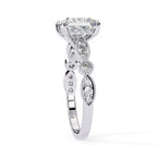 Elegant Central Stone Diamond Ring with Radiant Side Accents