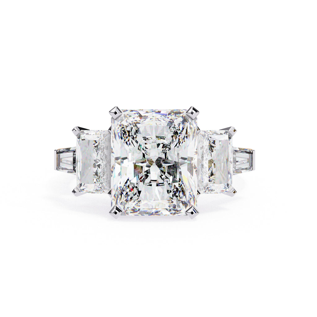 Elegant Central Stone Diamond Ring with Radiant Side Accents