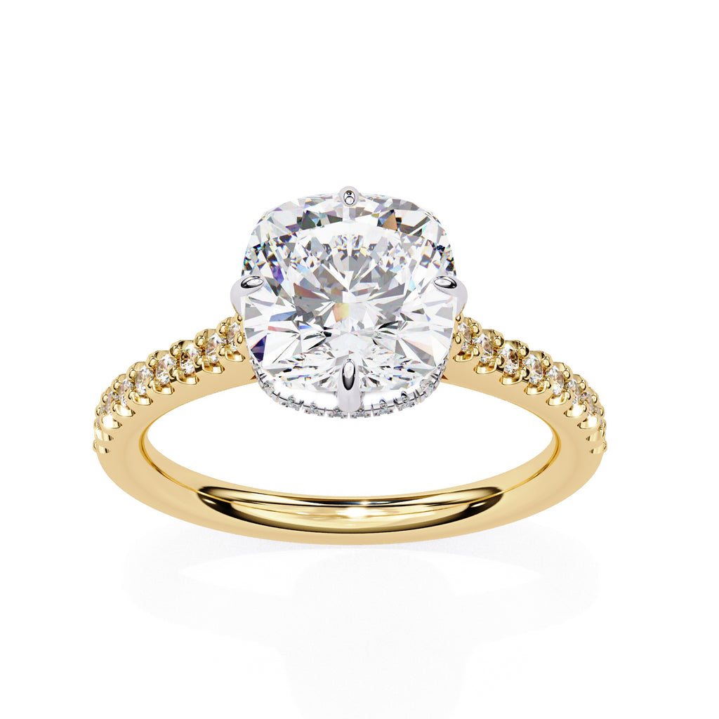 Elegant Central Stone Diamond Ring with Side Stone Accents