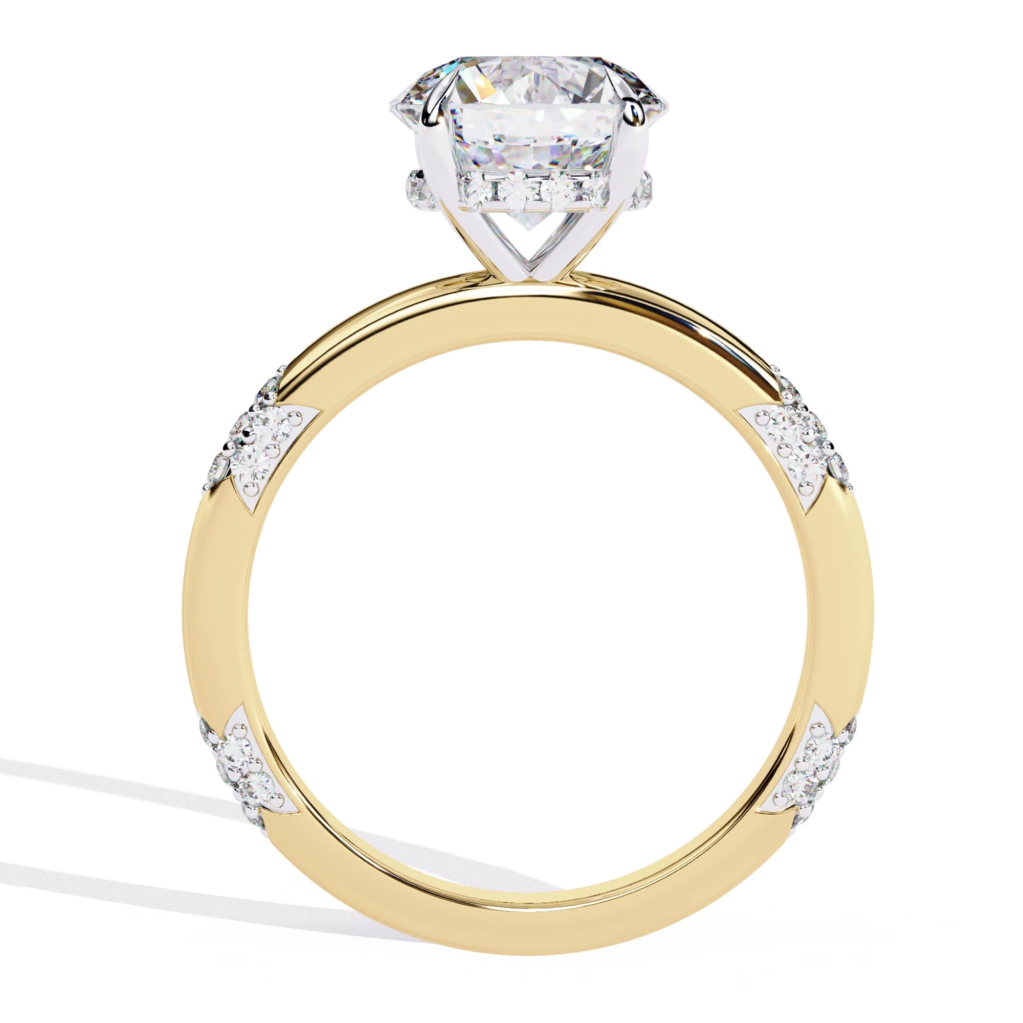 Exquisite VVS1 Diamond Central Stone Ring with Brilliant Side Accents