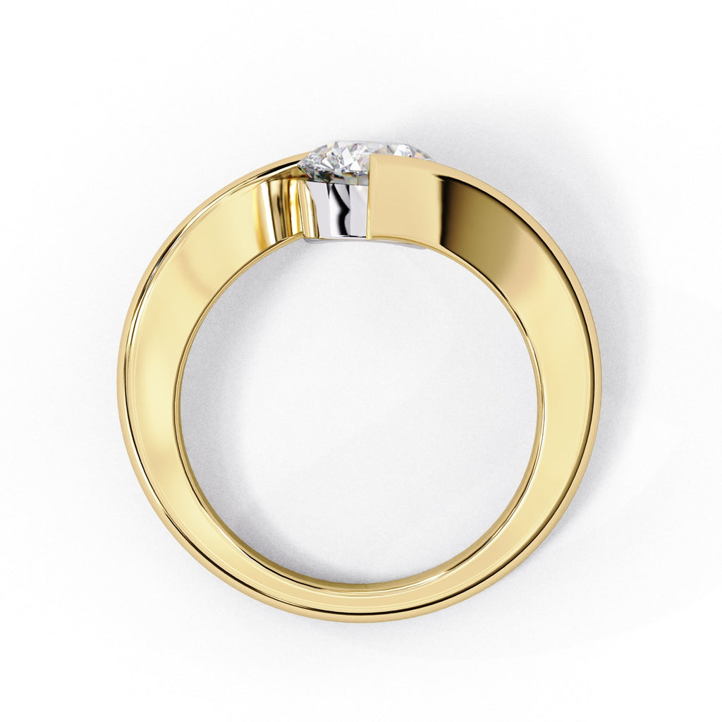 Brilliant Solitaire Diamond Engagement Ring with Timeless Central Stone Setting